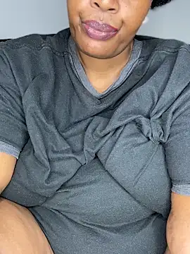 MsWhiteChocolatte online show from 04.01.26