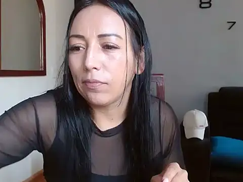 Laura martin  online show from 02.18.25