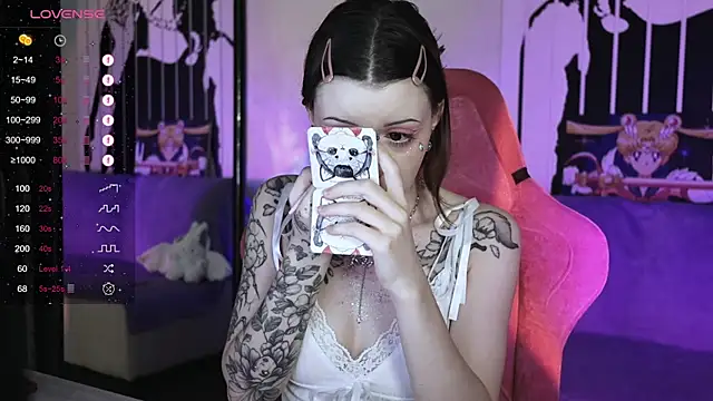 prettybones online show from 12.09.24