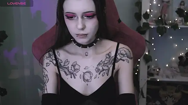 prettybones online show from 04.09.26