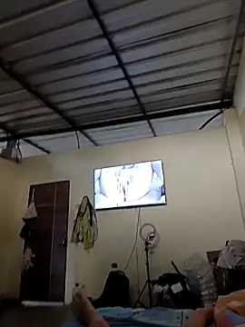 Snapshot of loquilloscalentones chatting on 10.12.25 loquilloscalentones online show from 10.12.25