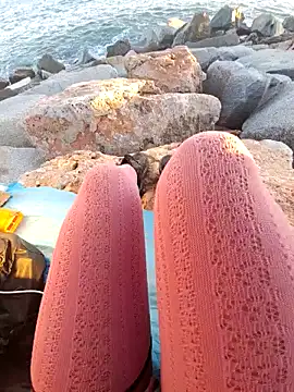 SexyErola27 online show from 12.15.24