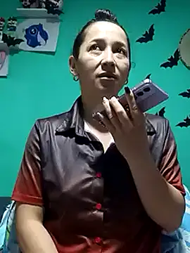 emilypoppy3 online show from 01.14.25