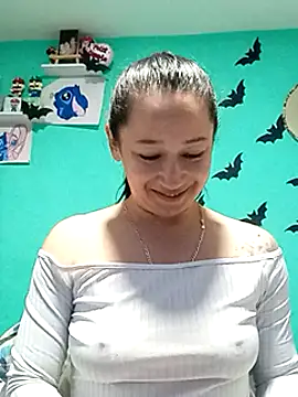 emilypoppy3 online show from 02.06.25