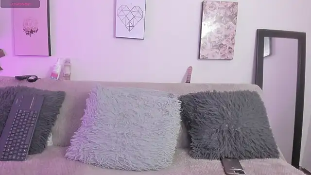 Murieel 69 online show from 01.12.26