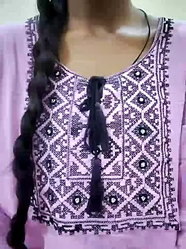 Snapshot of Kumkum_36 chatting on 02.04.25 Kumkum 36 online show from 02.04.25