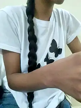 Snapshot of Kumkum_36 chatting on 02.05.25 Kumkum 36 online show from 02.05.25