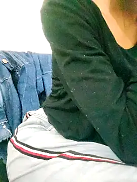 Snapshot of Kumkum_36 chatting on 03.04.25 Kumkum 36 online show from 03.04.25