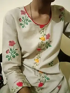 Snapshot of Kumkum_36 chatting on 09.14.25 Kumkum 36 online show from 09.14.25