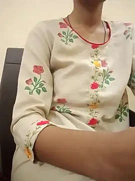 Snapshot of Kumkum_36 chatting on 09.30.25 Kumkum 36 online show from 09.30.25