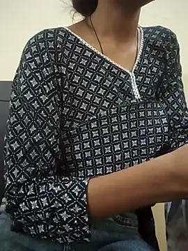 Snapshot of Kumkum_36 chatting on 10.27.25 Kumkum 36 online show from 10.27.25