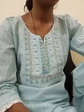 Snapshot of Kumkum_36 chatting on 11.05.25 Kumkum 36 online show from 11.05.25