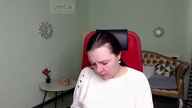 Lily flower7 online show from 02.13.25