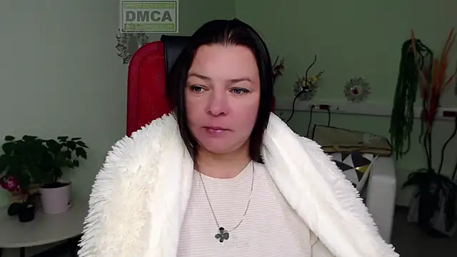 Lily flower7 online show from 09.26.25