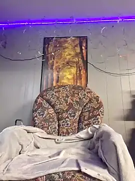 Snapshot of samone9 chatting on 02.12.25 samone9 online show from 02.12.25