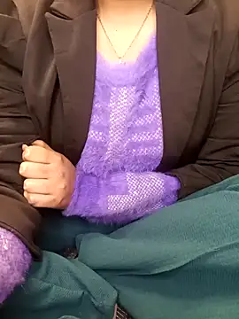 Snapshot of Ruchi-34 chatting on 12.15.24 Ruchi-34 online show from 12.15.24