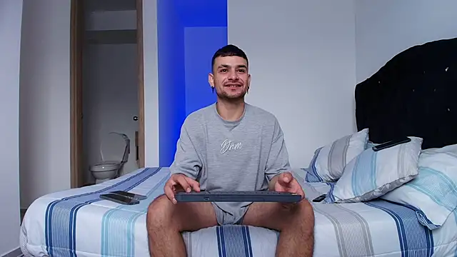 Aron-santoro online show from 11.27.25