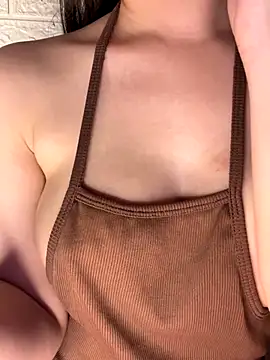 Snapshot of Thao-Cherry chatting on 10.14.25 Thao-Cherry online show from 10.14.25