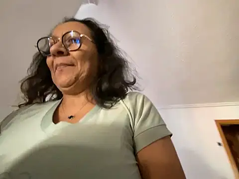 sweeviolet online show from 01.30.25