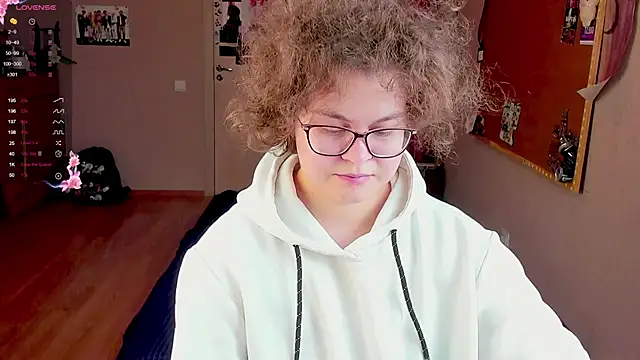 Sashy Way online show from 12.18.24