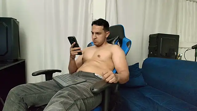 hott dicks online show from 07.18.26