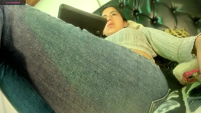 Miss18taylor online show from 11.30.25