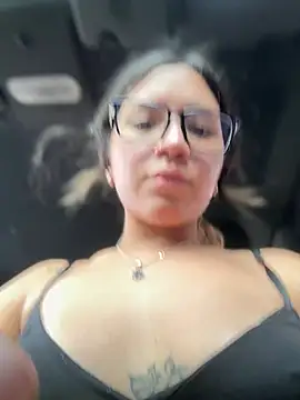 Mila Morgan online show from 03.03.25