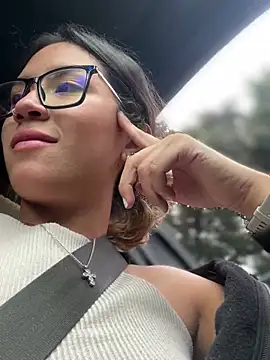 Mila Morgan online show from 03.17.25