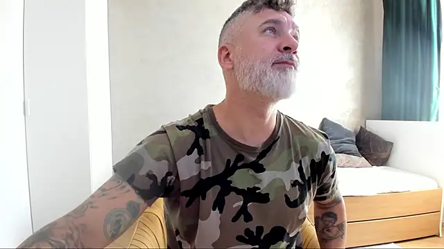 BlowMyXXL online show from 09.11.25