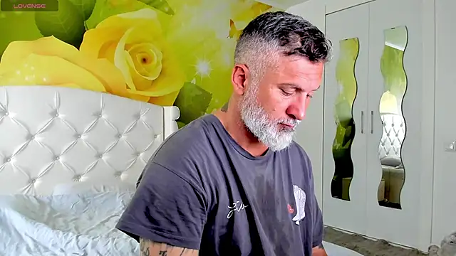 BlowMyXXL online show from 11.06.25