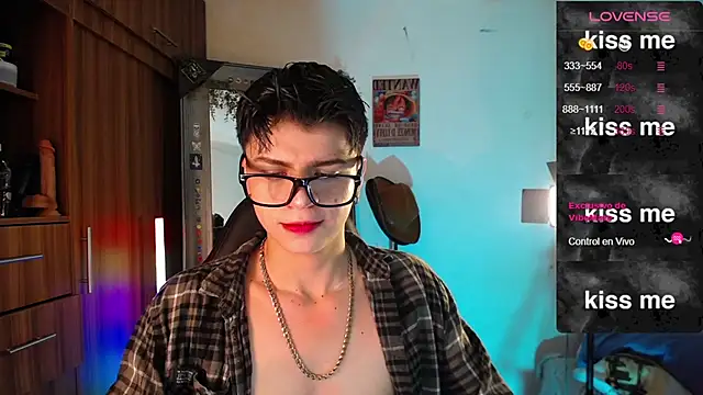 marckalexis online show from 02.28.25