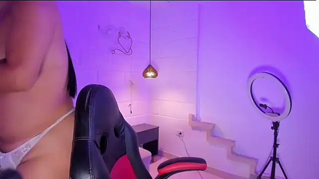 Snapshot of sarajhonson_dl chatting on 02.18.26 sarajhonson dl online show from 02.18.26