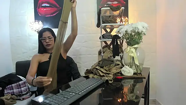 miss lucero1 online show from 03.09.25