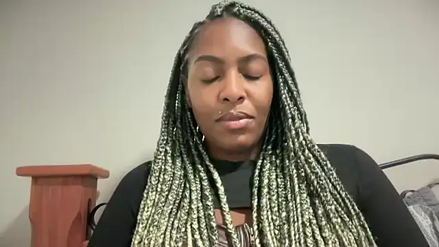 marisilva br online show from 10.13.25