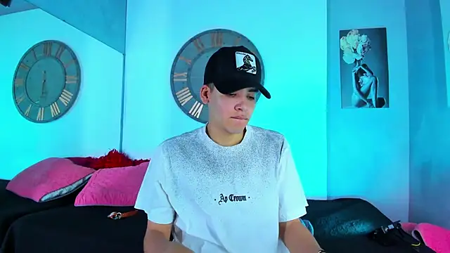 Mike 0233  online show from 01.21.25