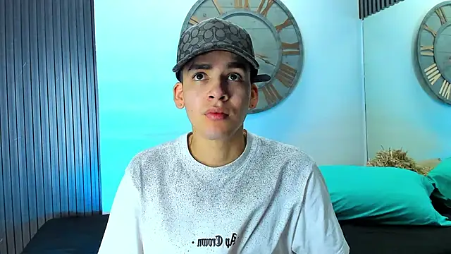 Mike 0233  online show from 02.15.25