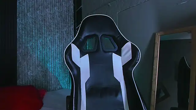 Mike 0233  online show from 03.13.25