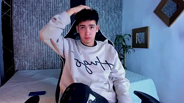 Mike 0233  online show from 09.10.25