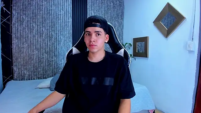 Mike 0233  online show from 09.19.25