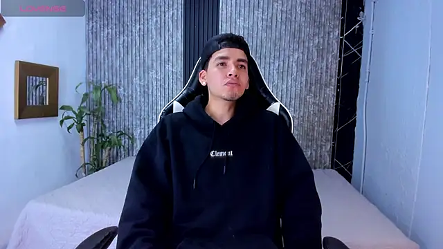 Mike 0233  online show from 09.27.25