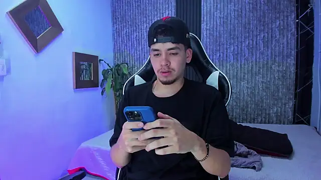 Mike 0233  online show from 01.17.26