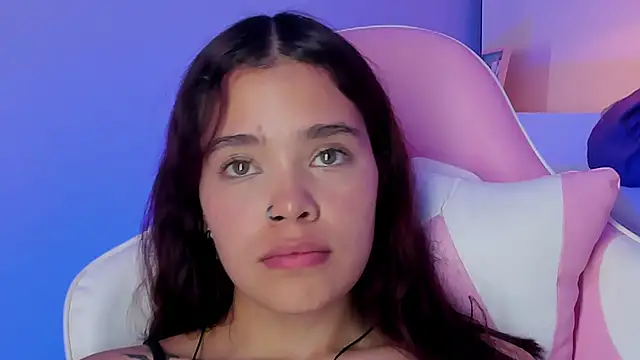 violeth hill online show from 03.10.25