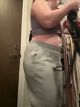 Snapshot of GingerSnap33 chatting on 01.11.25 GingerSnap33 online show from 01.11.25