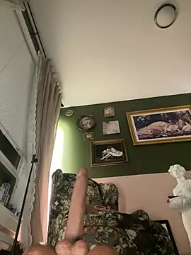 Snapshot of GingerSnap33 chatting on 03.22.25 GingerSnap33 online show from 03.22.25