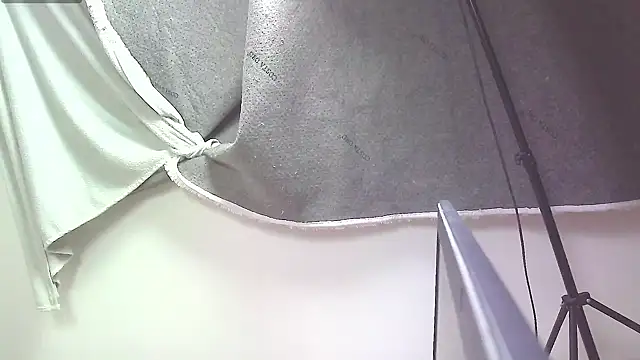 carolinesampaio online show from 03.07.25