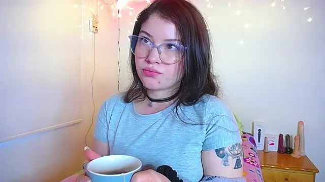 juli05star20 online show from 01.05.25