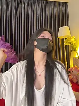 Snapshot of Nacy-Moonlight chatting on 03.10.25 Nacy-Moonlight online show from 03.10.25