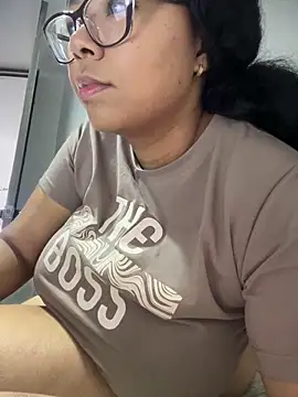 XMara online show from 10.11.25