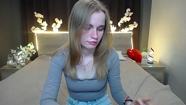 MargaritaKiss online show from 04.13.26