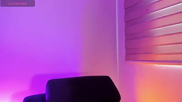 thaliacollins online show from 01.17.25